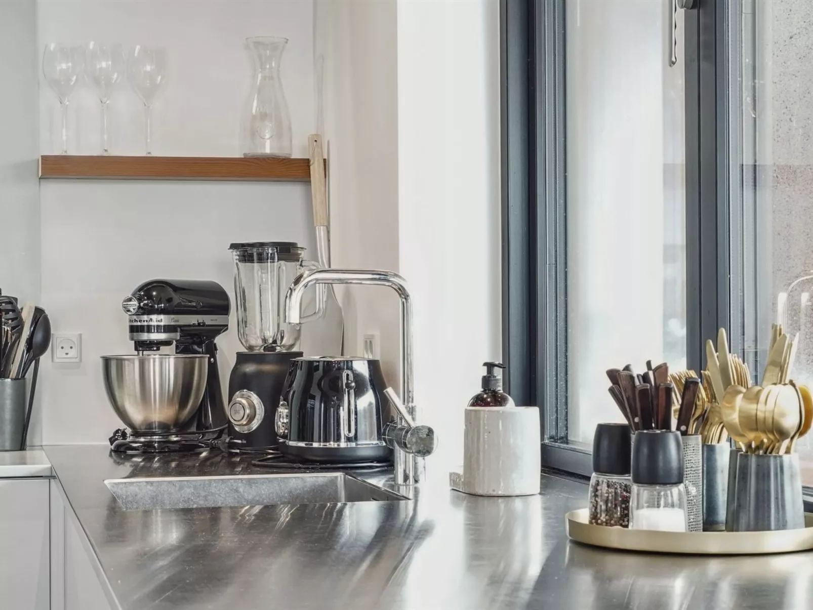 "Bena" - 800m from the sea-Binnen