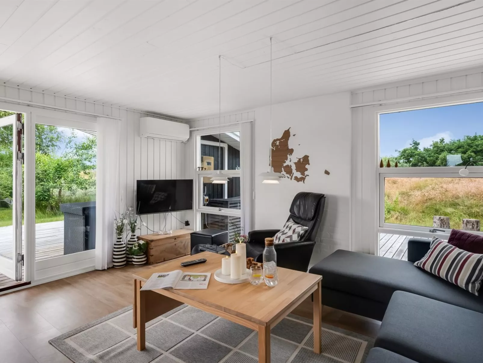 "Bentine" - 400m from the sea-Binnen