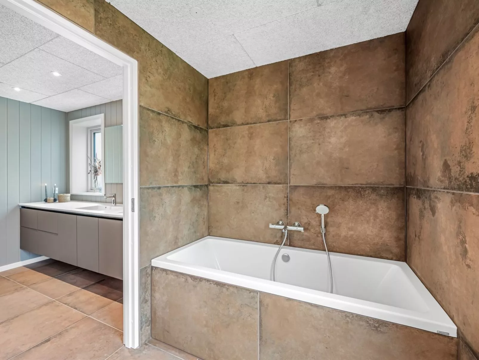 "Baggi" - 900m from the sea-Binnen