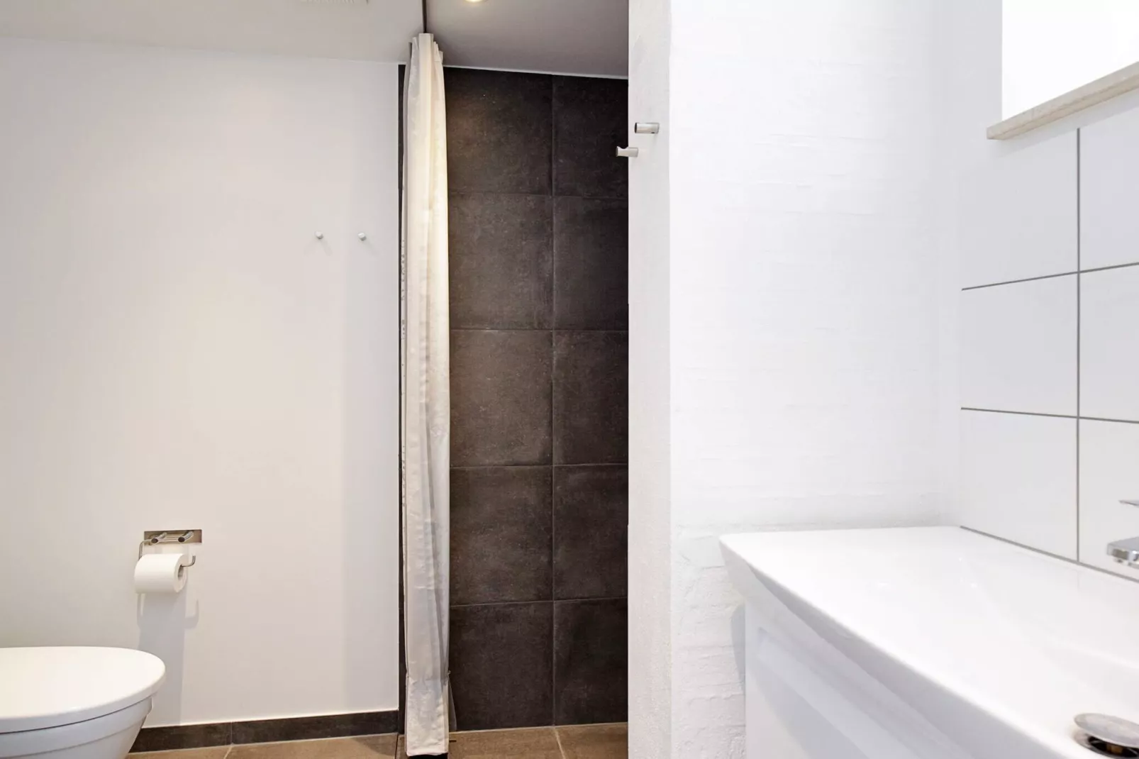 3 rooms app.,2stories,bay view,PLUS-Binnen