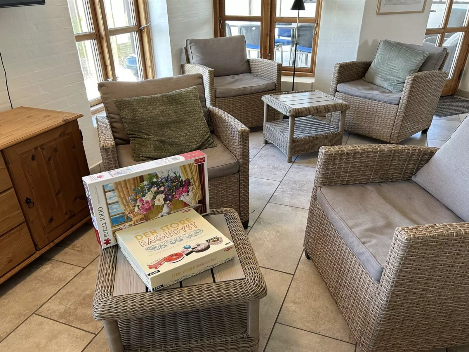 "Darleen" - 850m to the fjord-Binnen