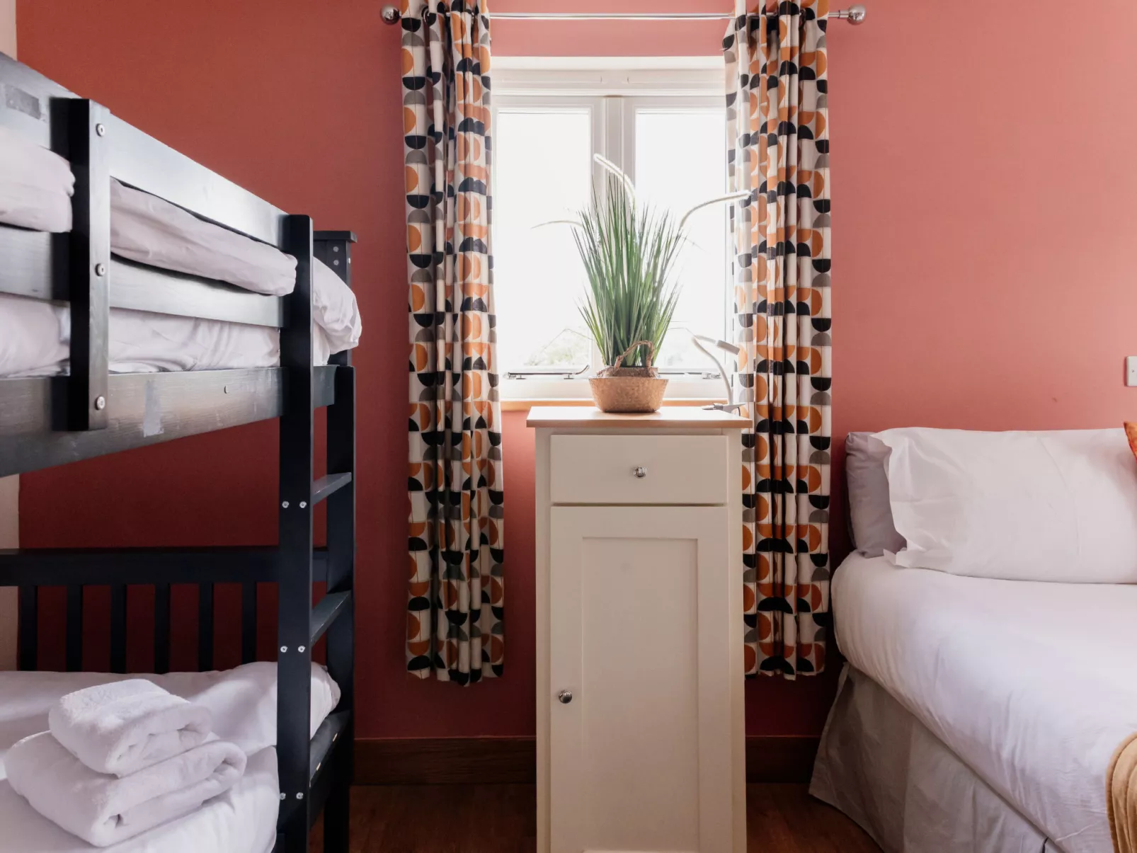 The Welsh Barn-Binnen