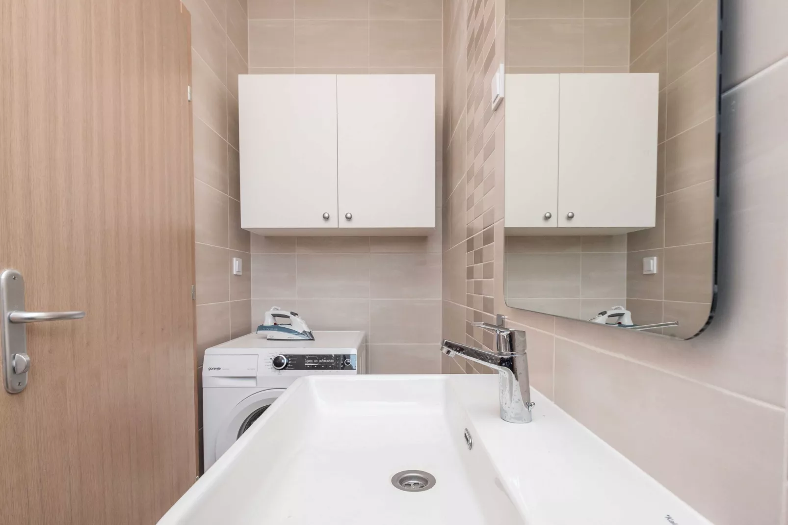 Luxury Escape with Swimming Pool & Modern Design - Four Bedroom Villa with Private Pool ( Villa 1)-Badkamer