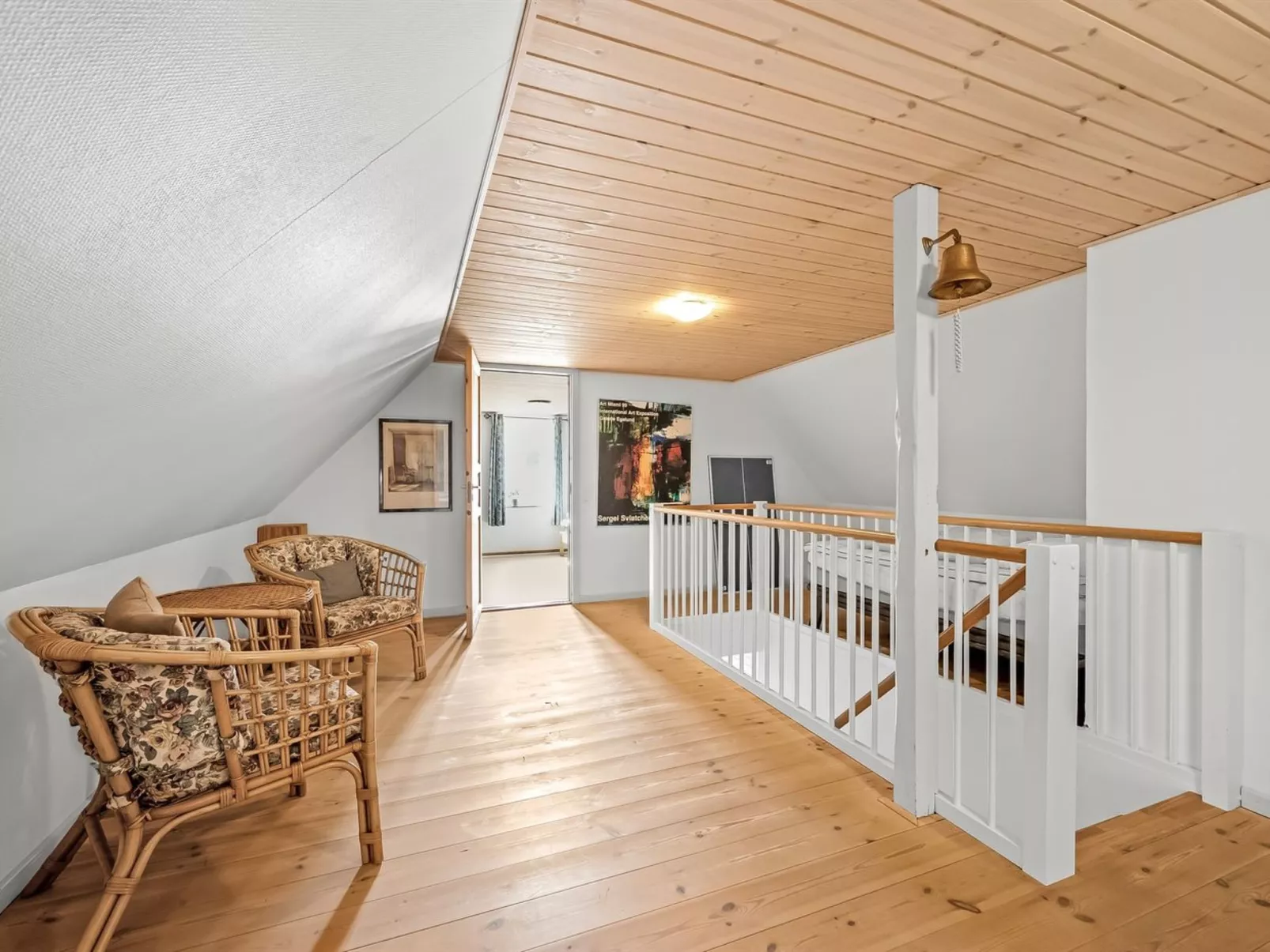 "Urte" -  from the sea-Binnen