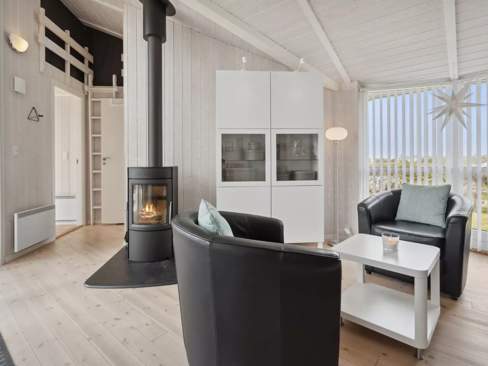 "Arnod" - 400m from the sea-Binnen