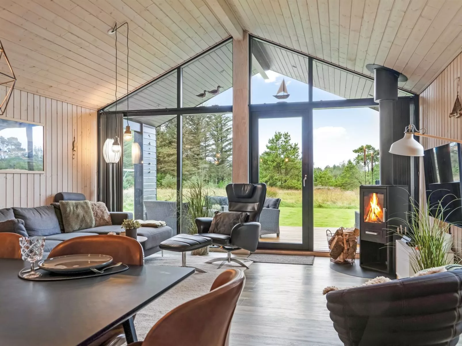 "Javorka" - 1.4km from the sea-Binnen