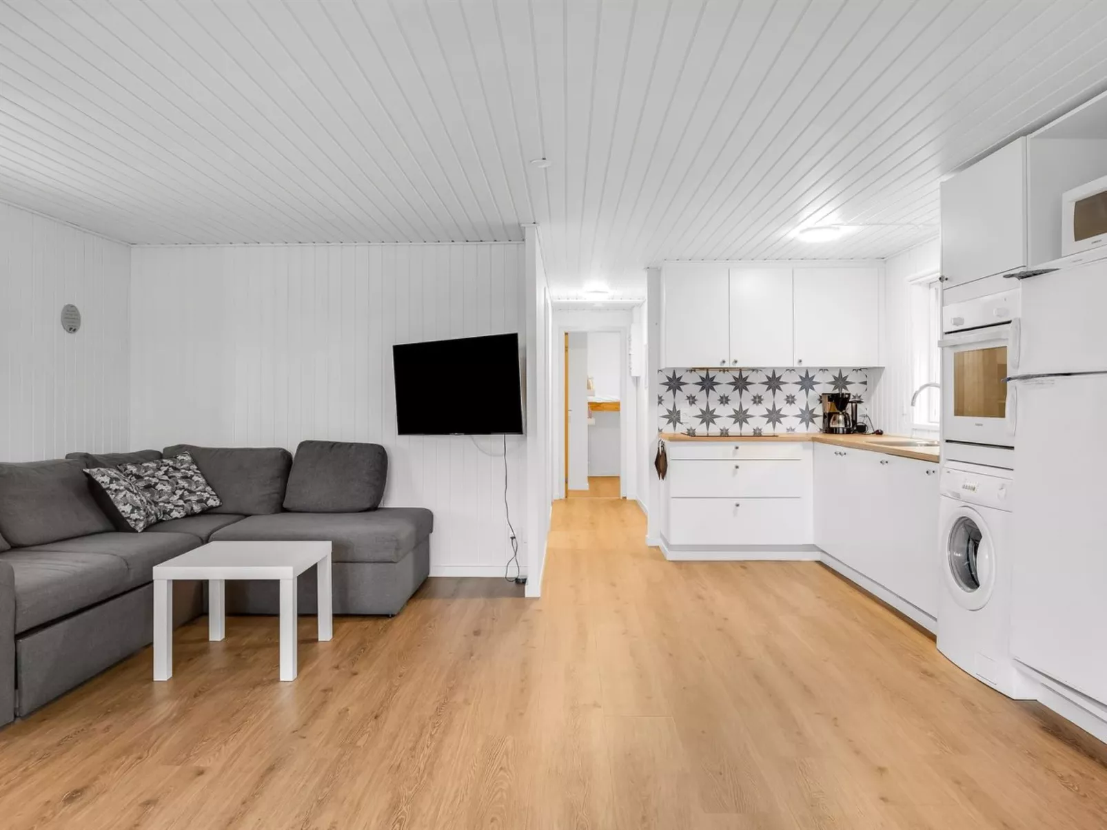 "Knud" - 2.5km from the sea-Binnen