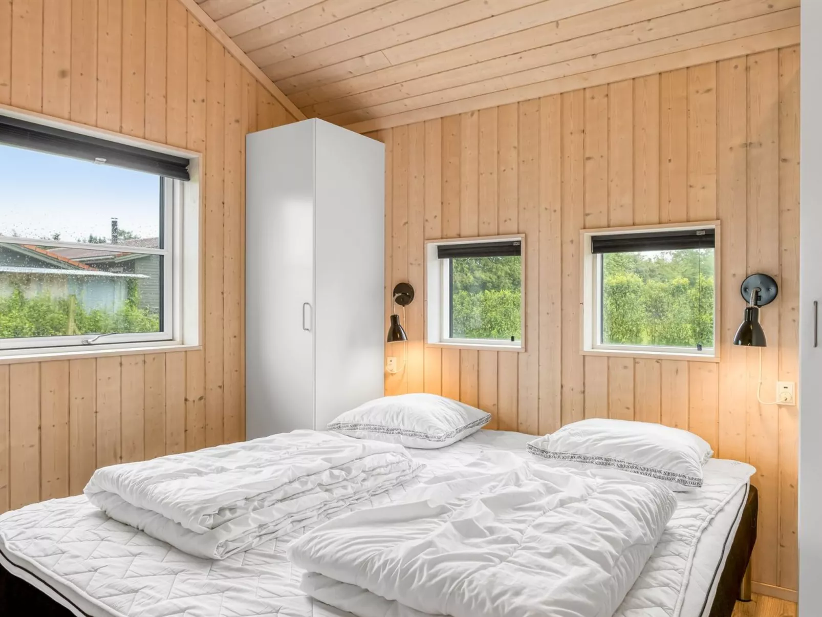 "Bernadine" - 500m from the sea-Binnen