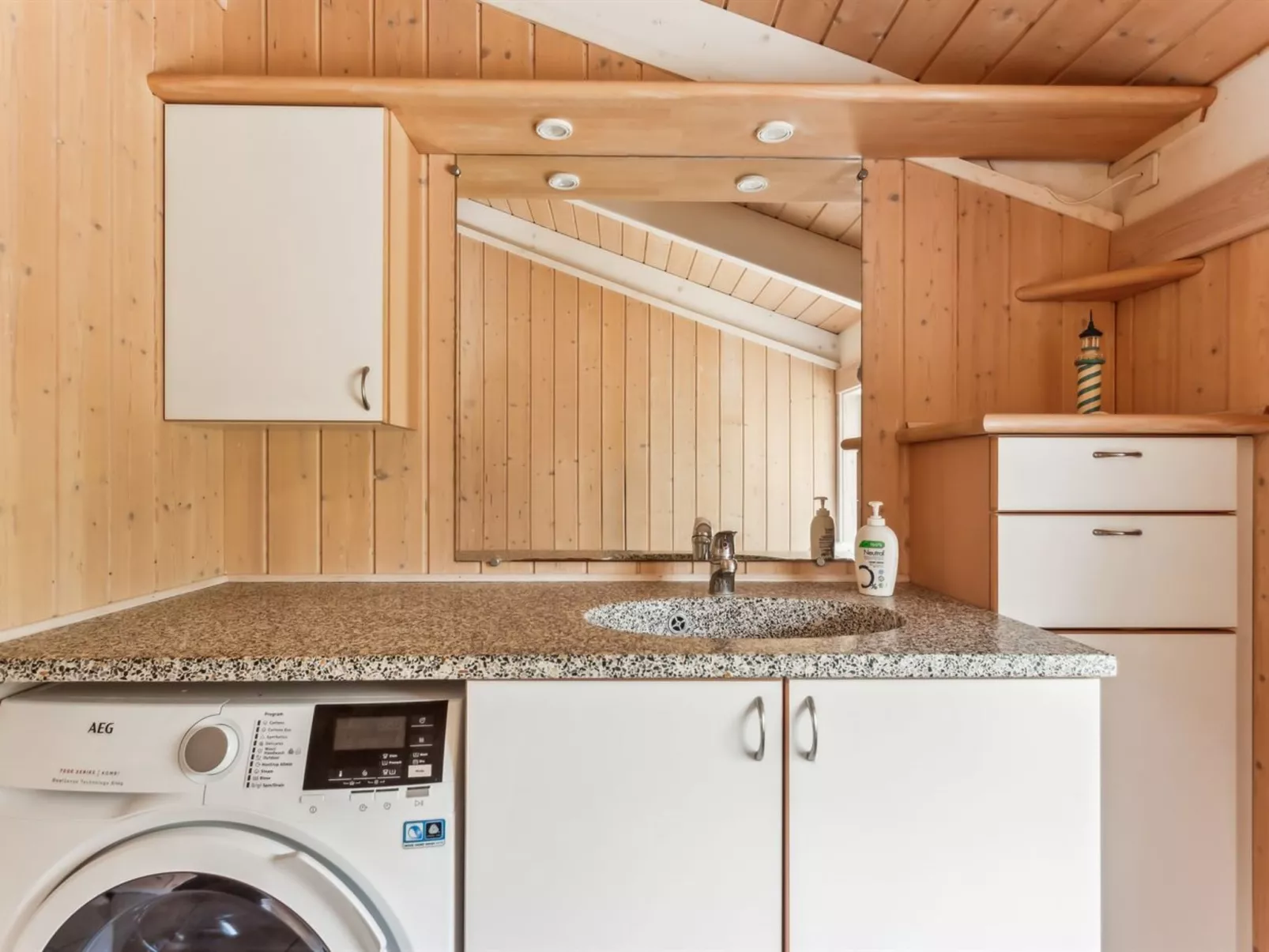 "Siegfried" - 400m from the sea-Binnen