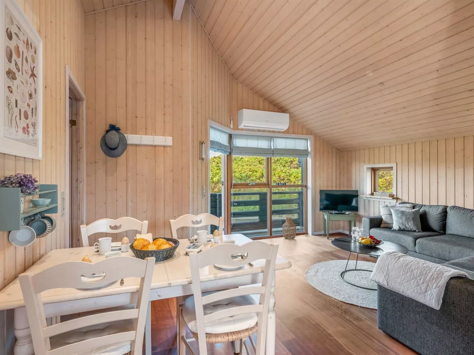 "Georg" - 200m from the sea-Binnen