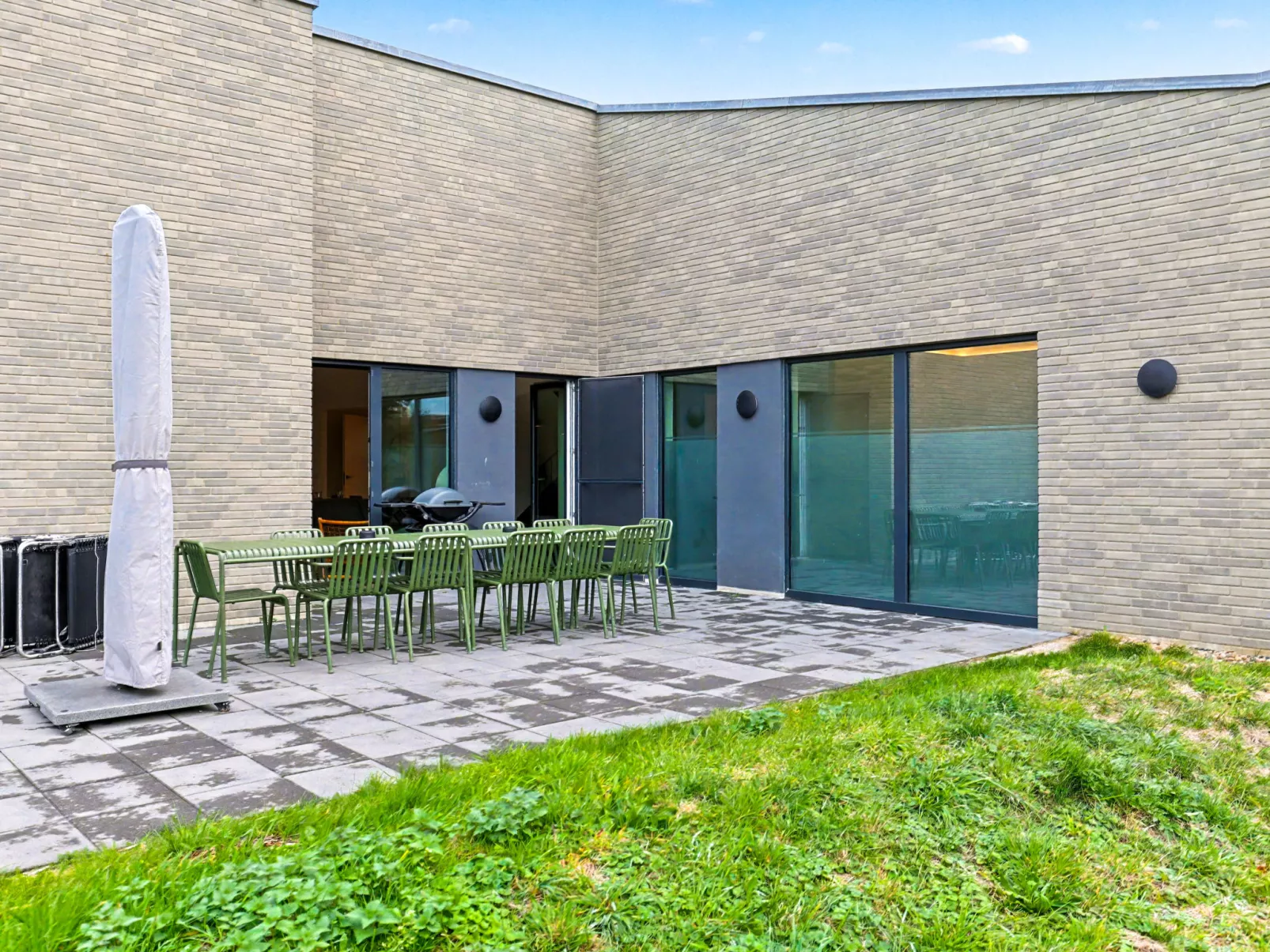 Seeufer Lodge-Buiten