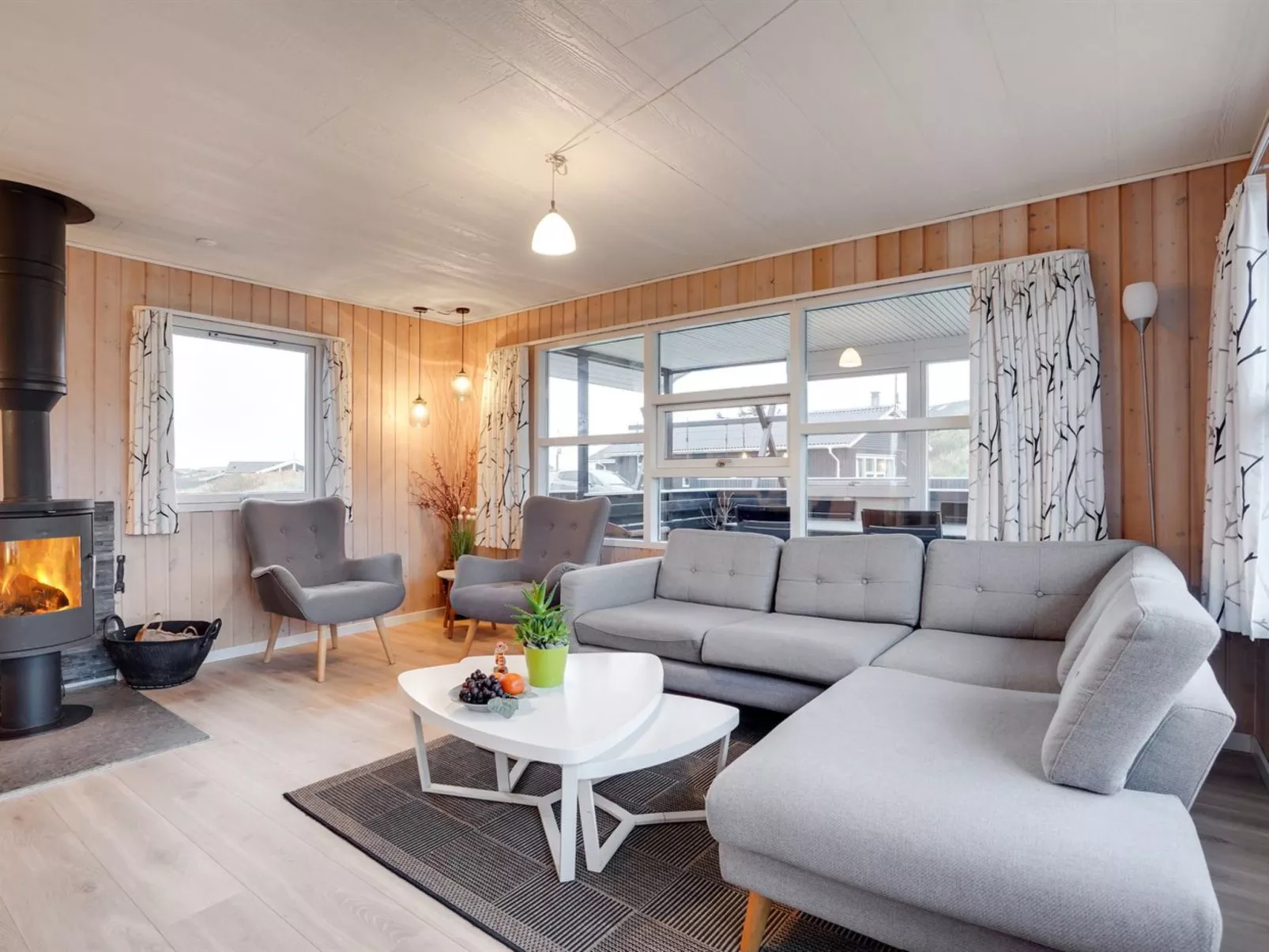 "Veetrikki" -  from the sea-Binnen