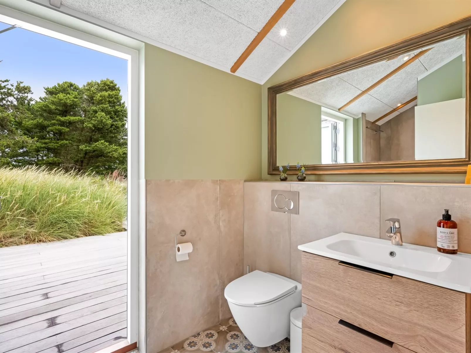 "Antonette" - 1.8km from the sea-Binnen