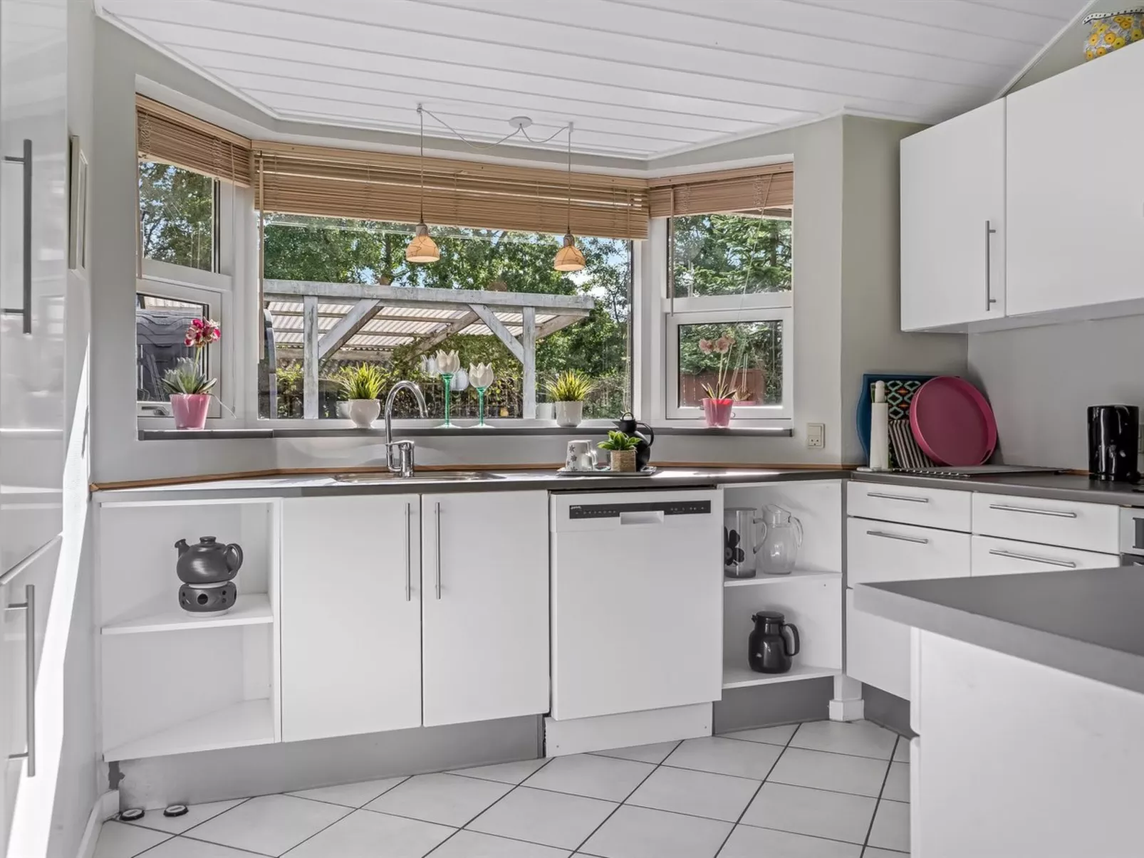 "Neli" - 850m to the fjord-Binnen