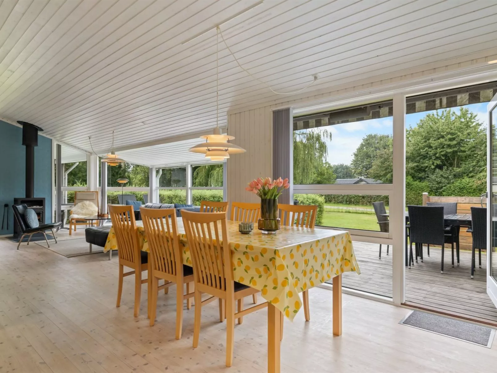 "Tanita" - 450m from the sea-Binnen