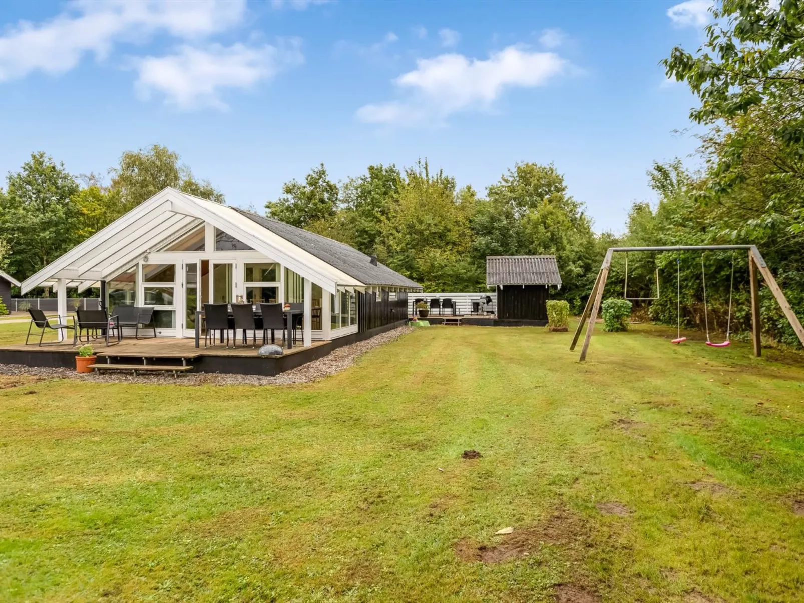 "Madita" - 30km from the sea-Buiten