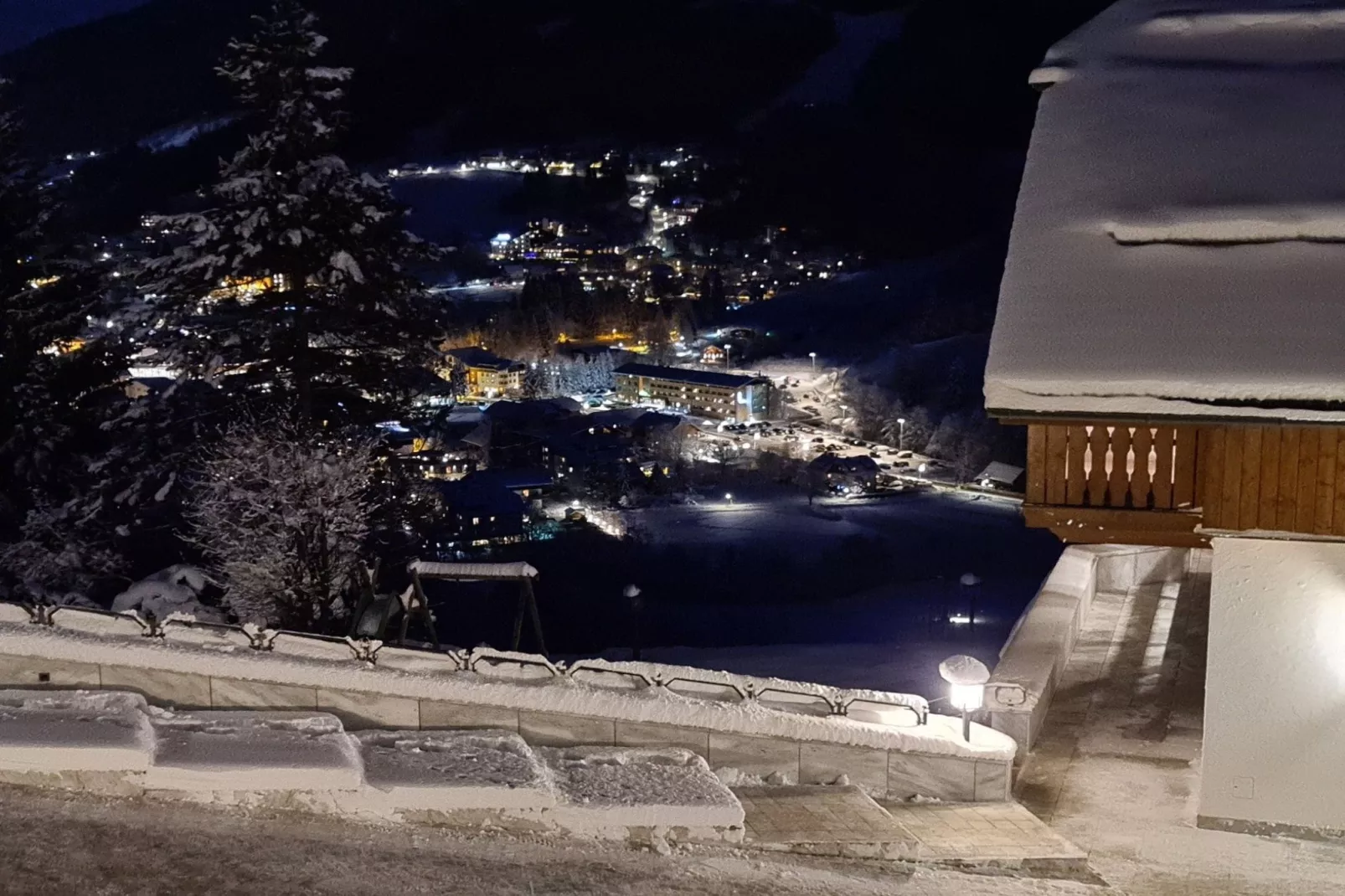 Bad Kleinkirchheim Lush and Spacious Villa with Indoor Pool and Wellness - Seven Bedroom Villa-Uitzicht