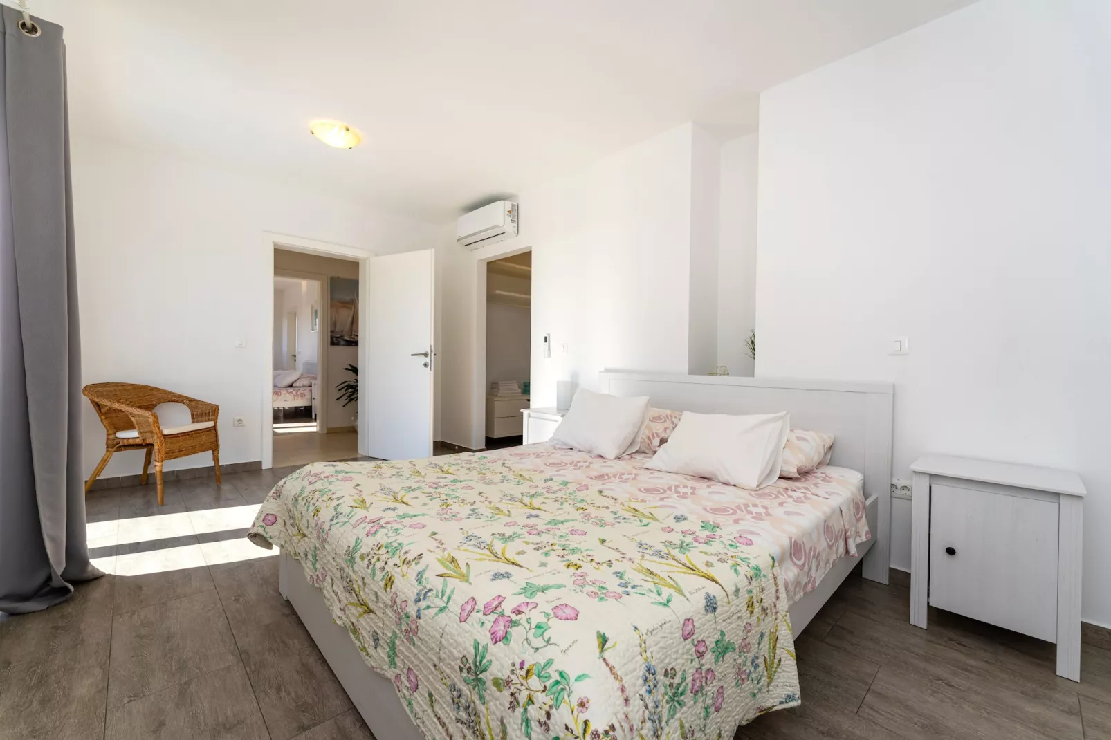 Sea view Villa Anpero-Slaapkamer