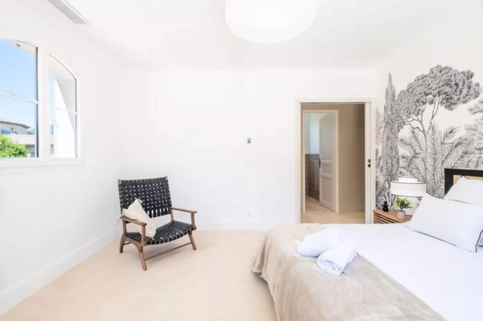 Résidence Bijou De 280m2 Et Piscine à Débordement Au Calme Absolu-Niet-getagd