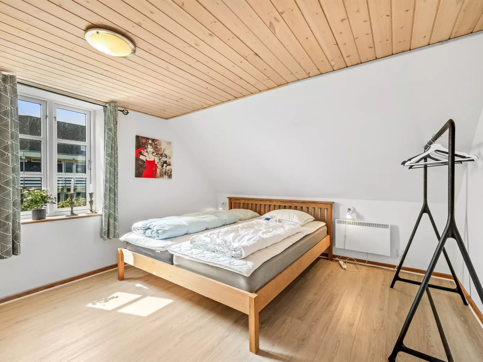 "Urte" -  from the sea-Binnen