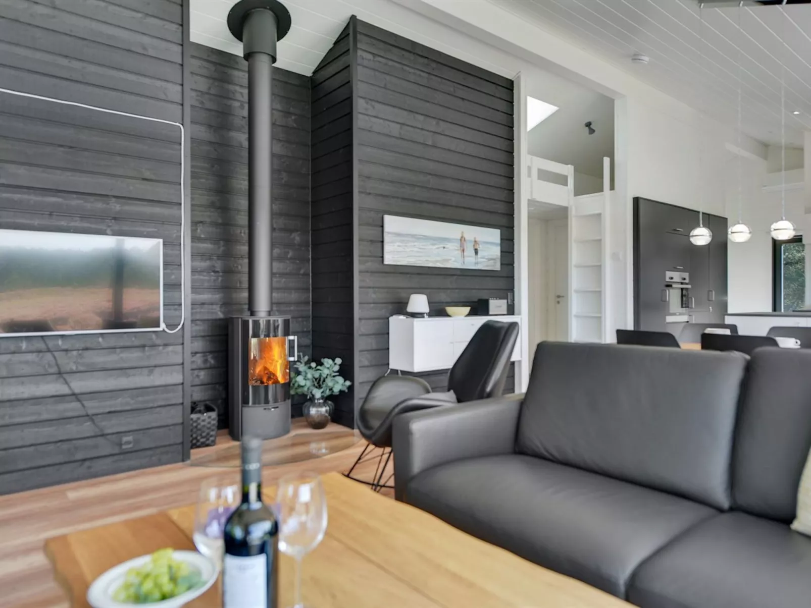 "Tea" - 2.7km from the sea-Binnen