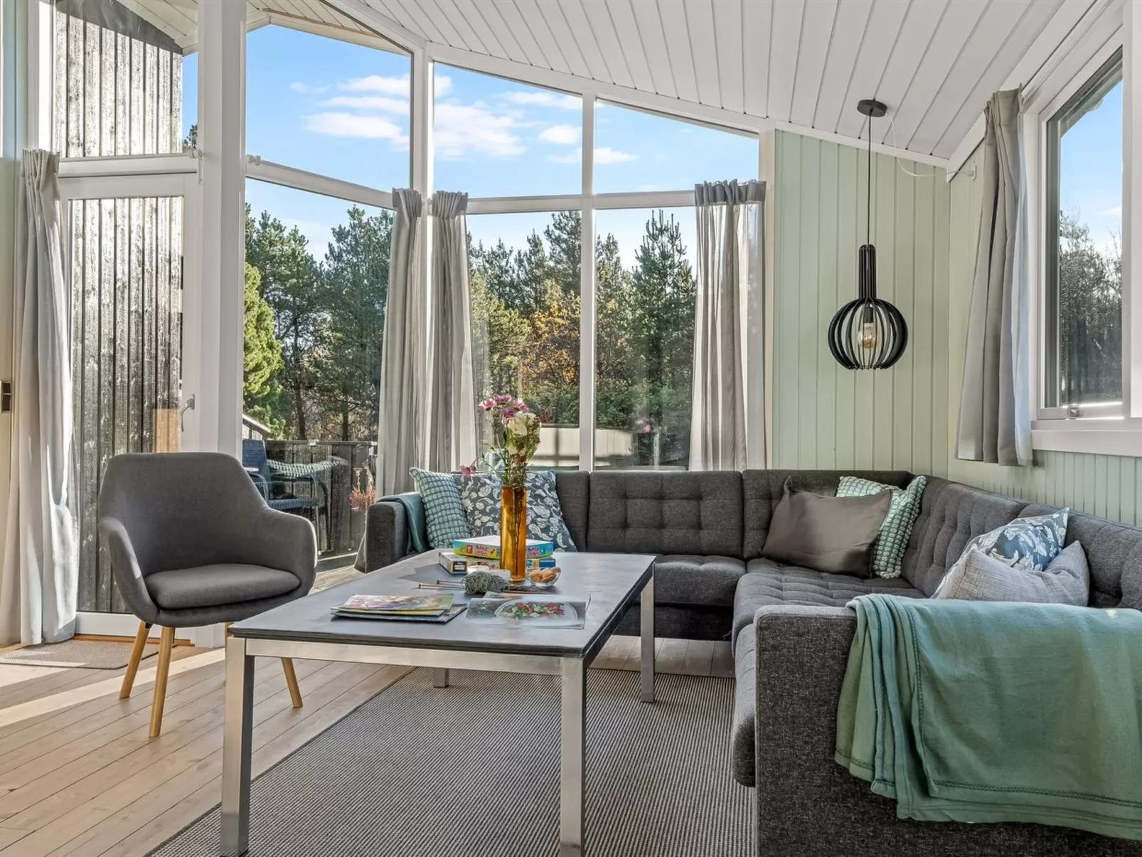 "Halwarth" - 250m from the sea-Binnen