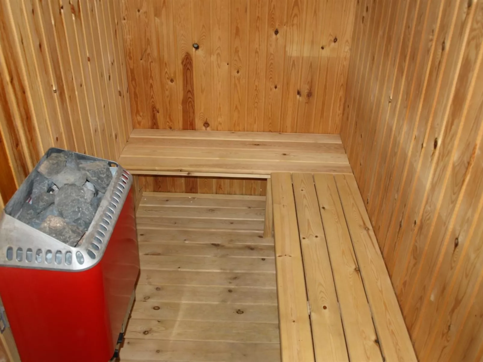 "Jorma" - 250m to the fjord-Binnen