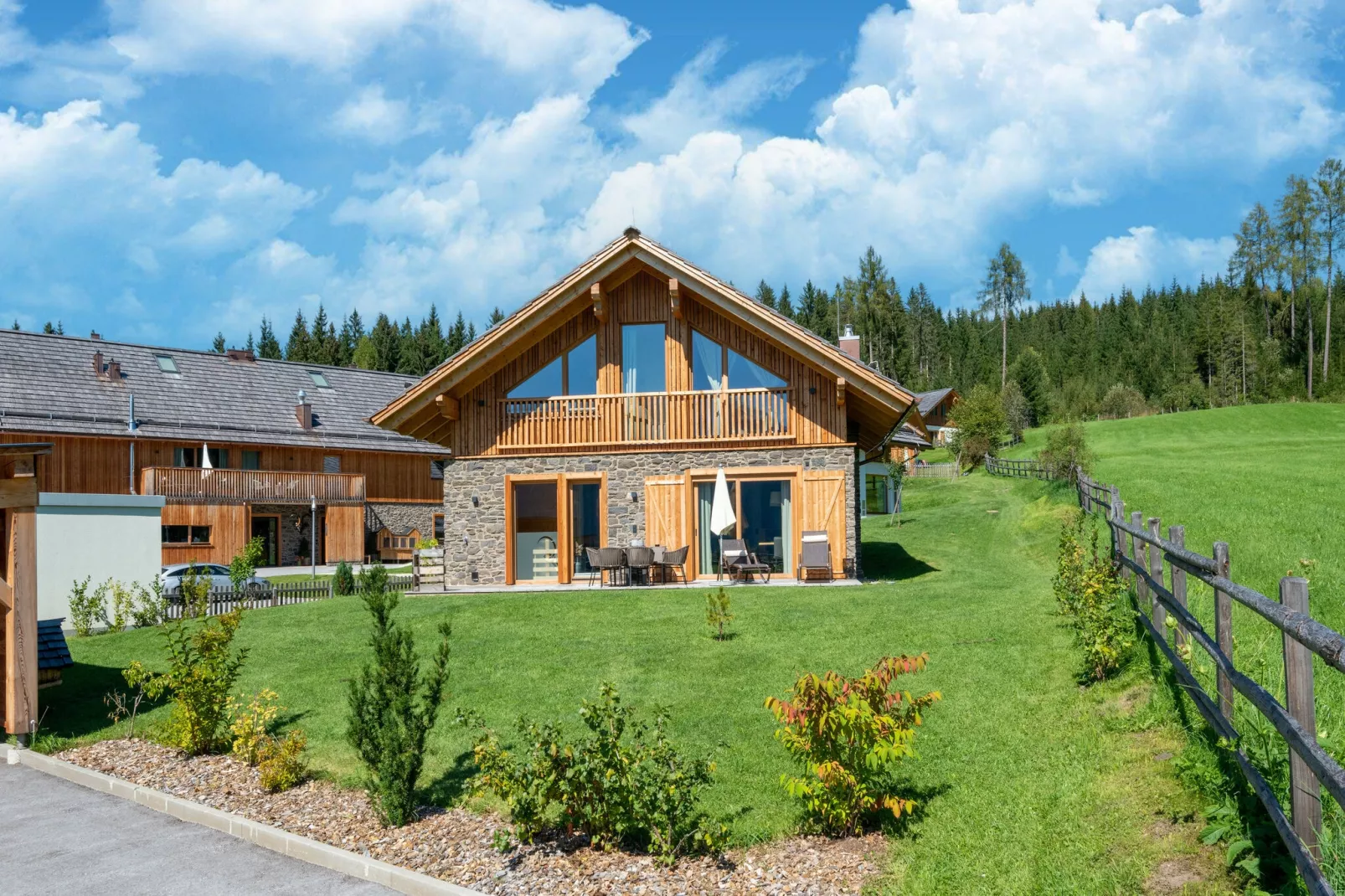 Das Große "Schorsch am Berg" - Buitenkant zomer