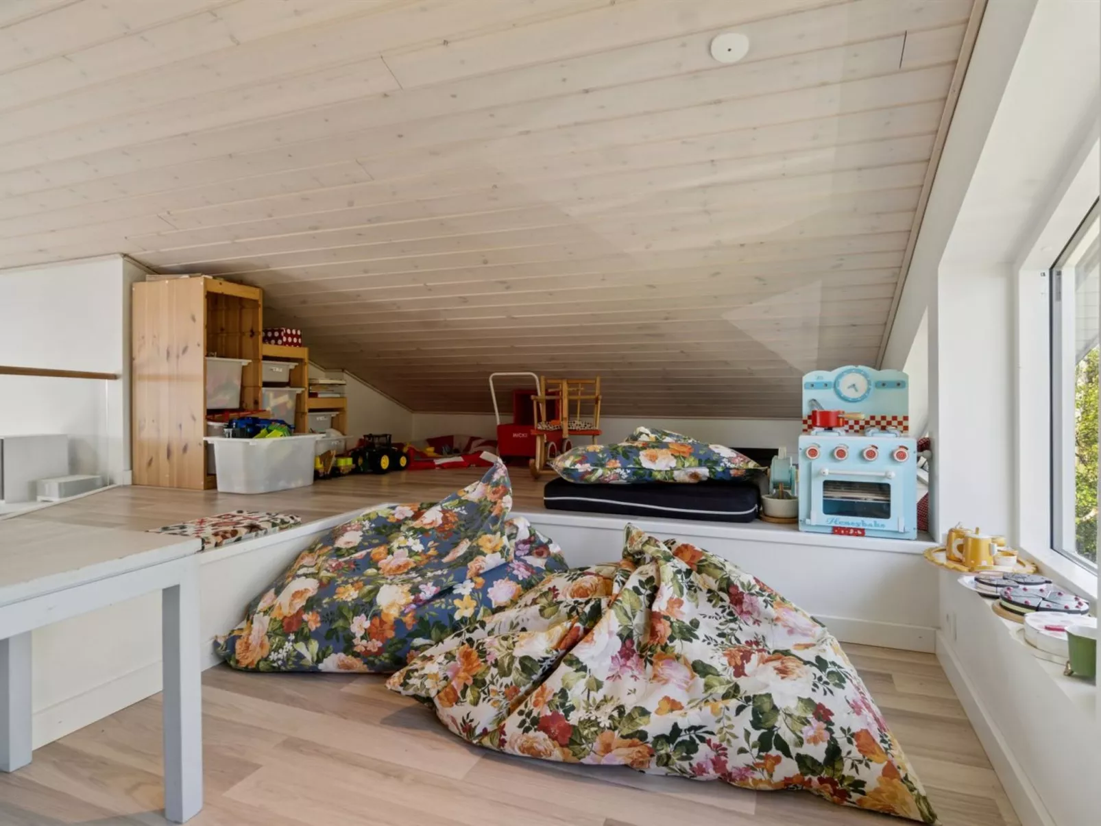 "Hening" - 50m from the sea-Buiten