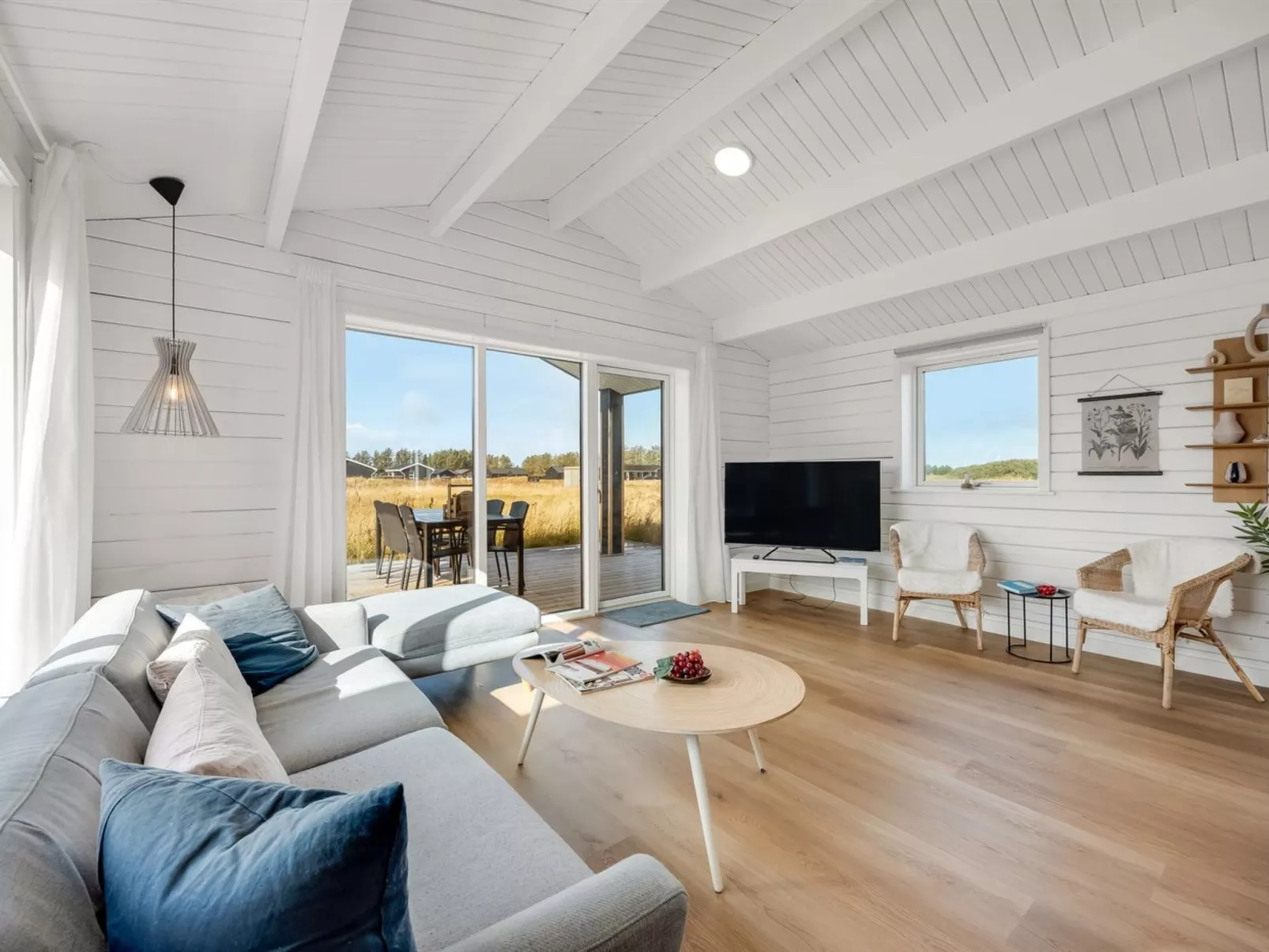 "Luisa" - 1km from the sea-Binnen