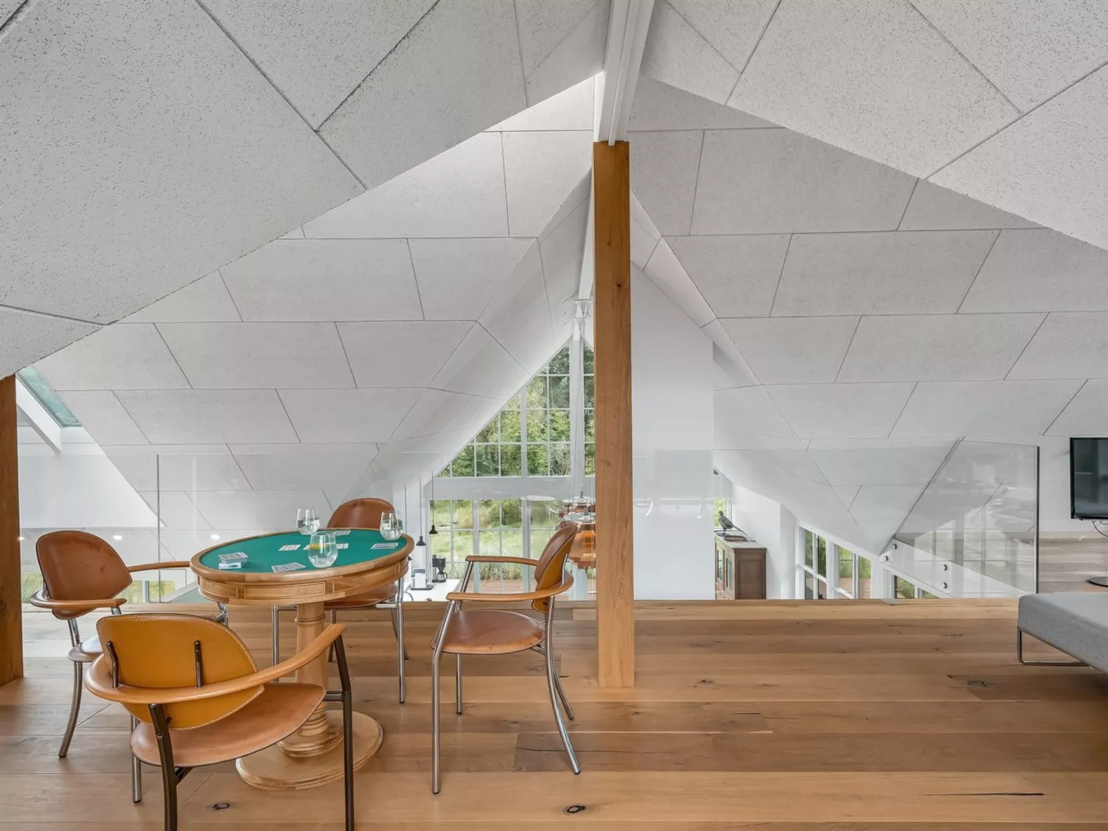 "Gise" - 2km from the sea-Binnen