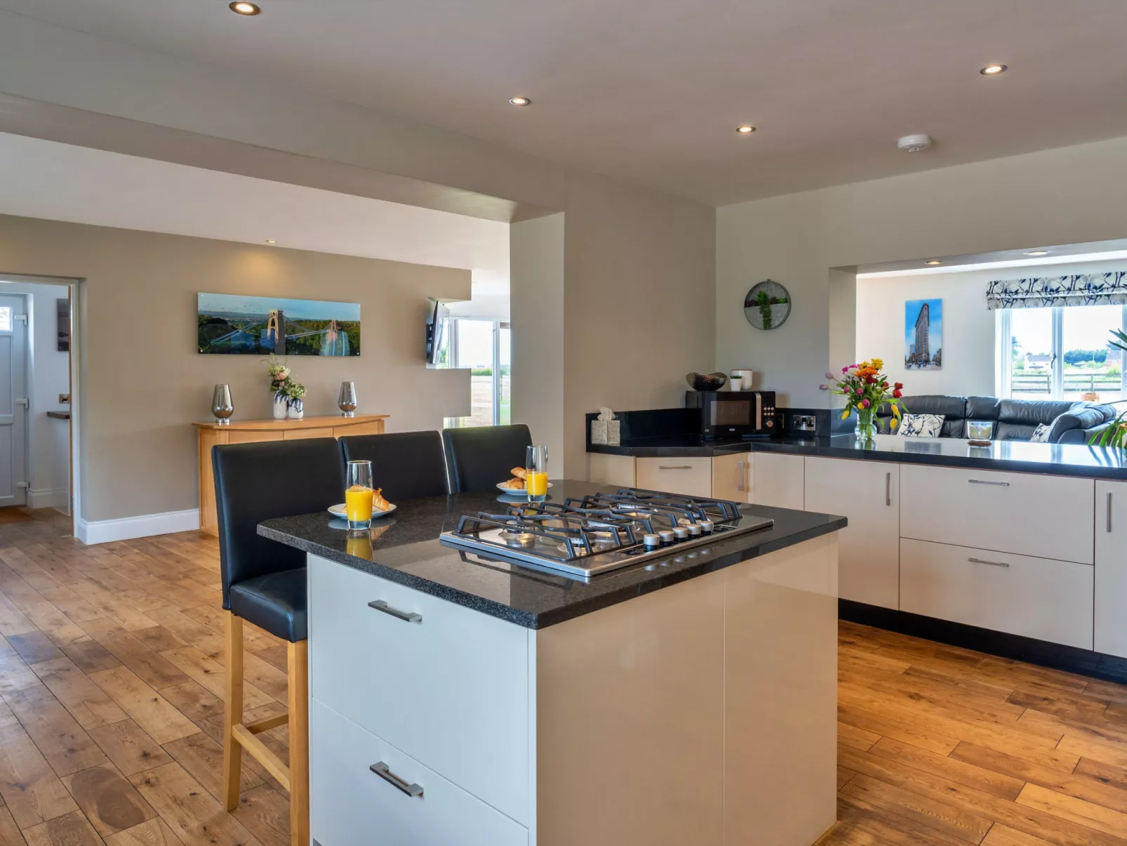 Stone Bow Farmhouse-Binnen