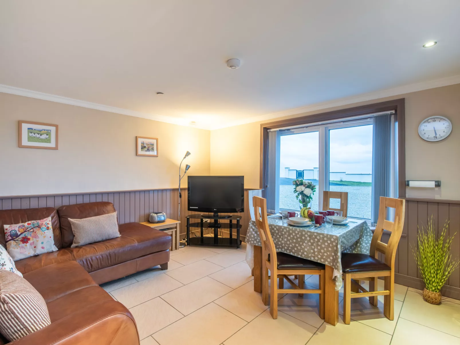 Benderloch House & Frobost Lodge-Binnen