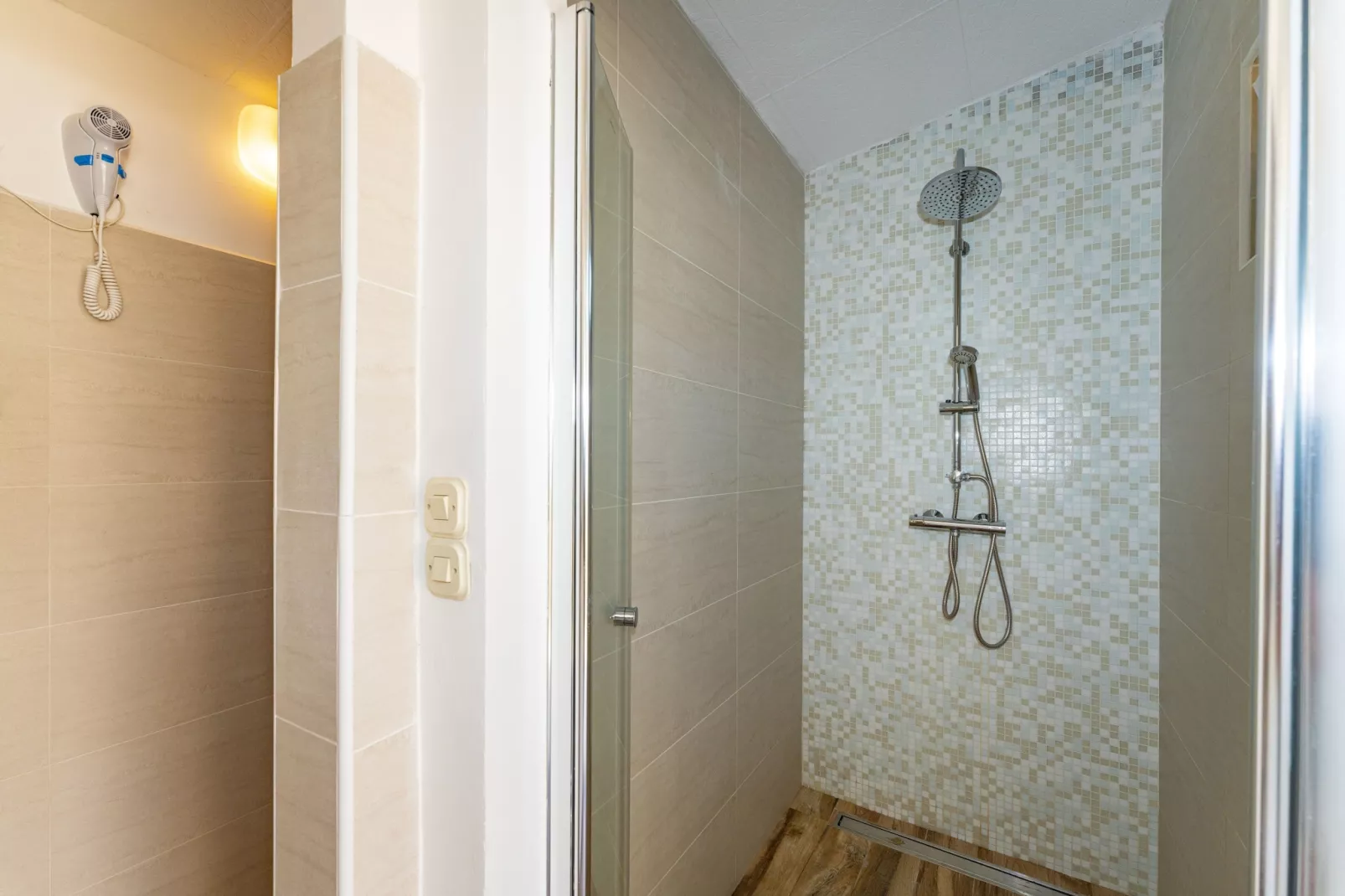 Villa Sucic with private pool-Badkamer