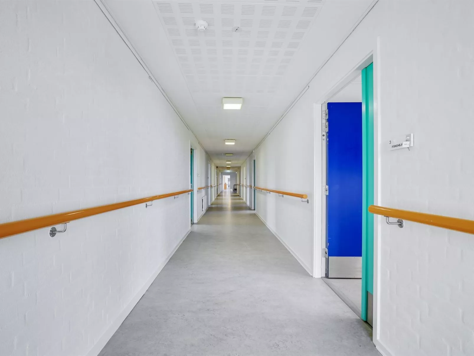 "Martinus" - 5.5km from the sea-Binnen