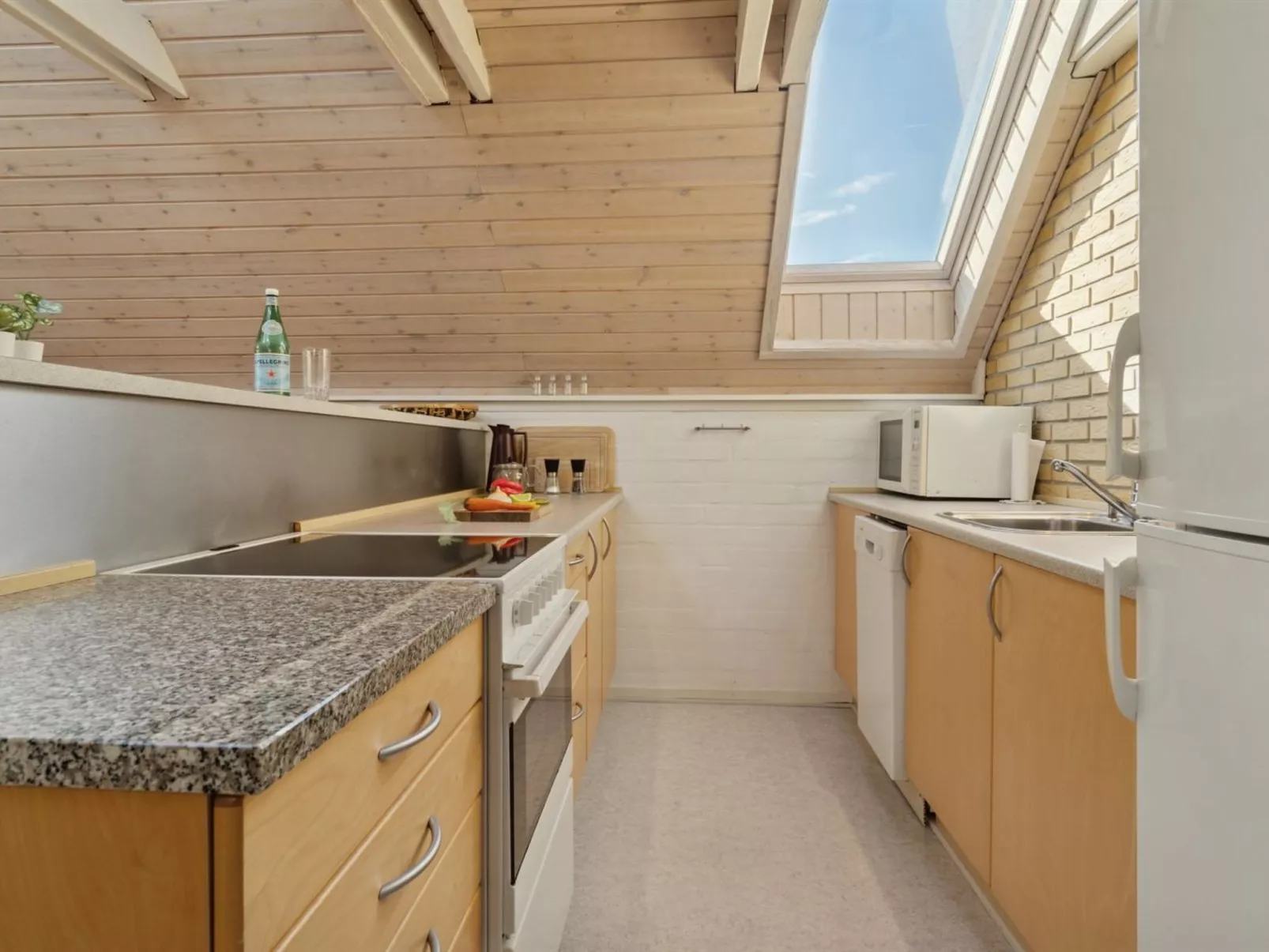 "Jolanta" - 20m from the sea-Binnen