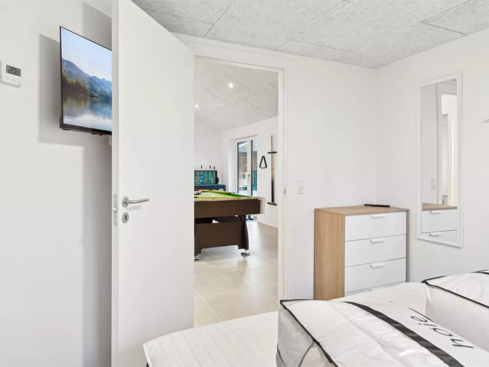 "Christian" - 600m from the sea-Binnen