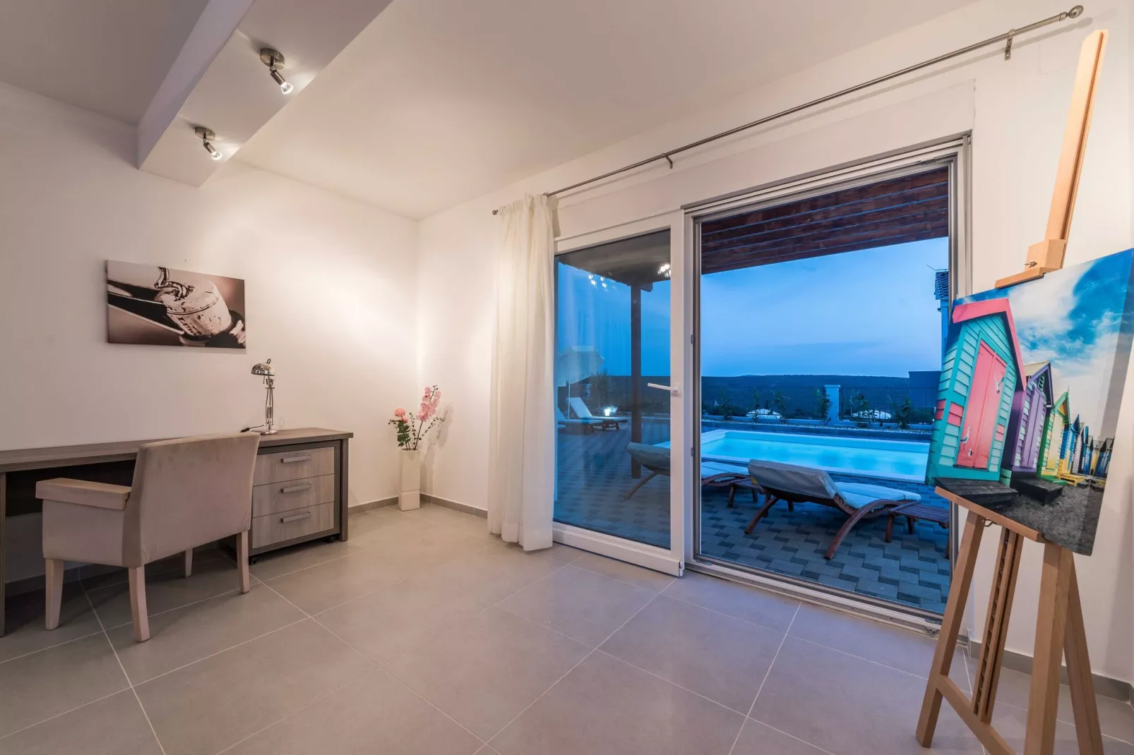 Luxury Escape with Swimming Pool & Modern Design -Deluxe Four Bedroom Villa with Private Pool (Villa 6)-Binnen