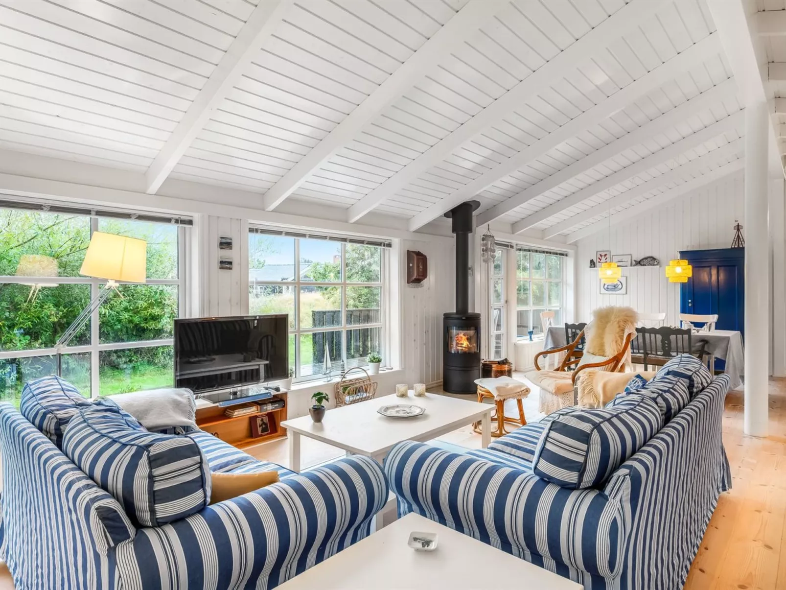 "Danko" - 1.5km from the sea-Binnen