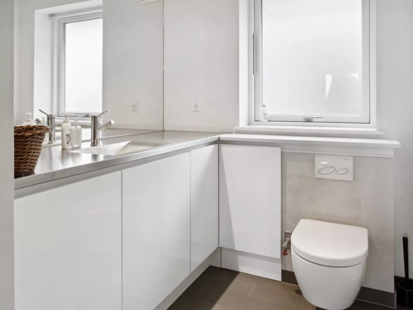 "Esme" - 30m from the sea-Binnen