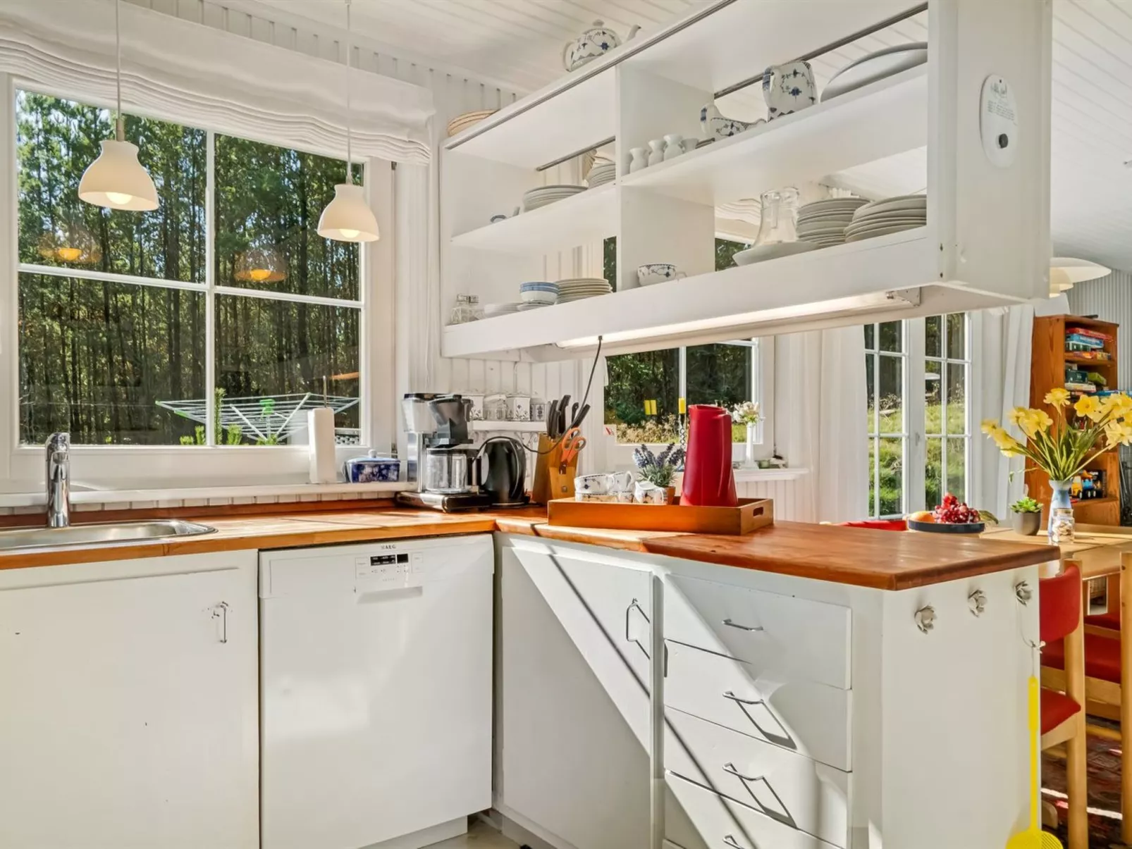 "Eimi" - 1.5km from the sea-Binnen