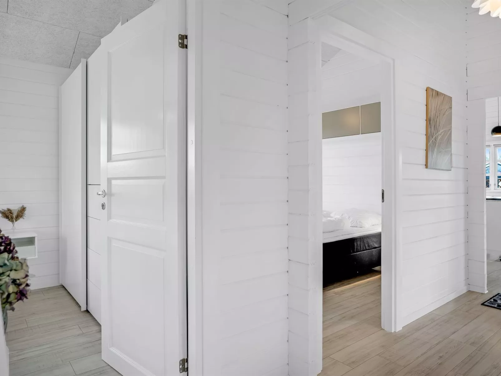 "Gizella" - 500m to the fjord-Binnen