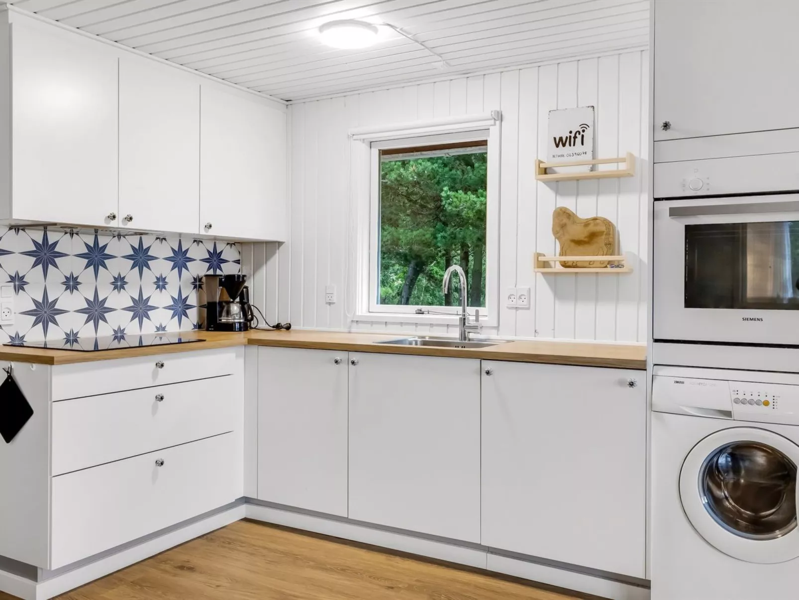 "Knud" - 2.5km from the sea-Binnen