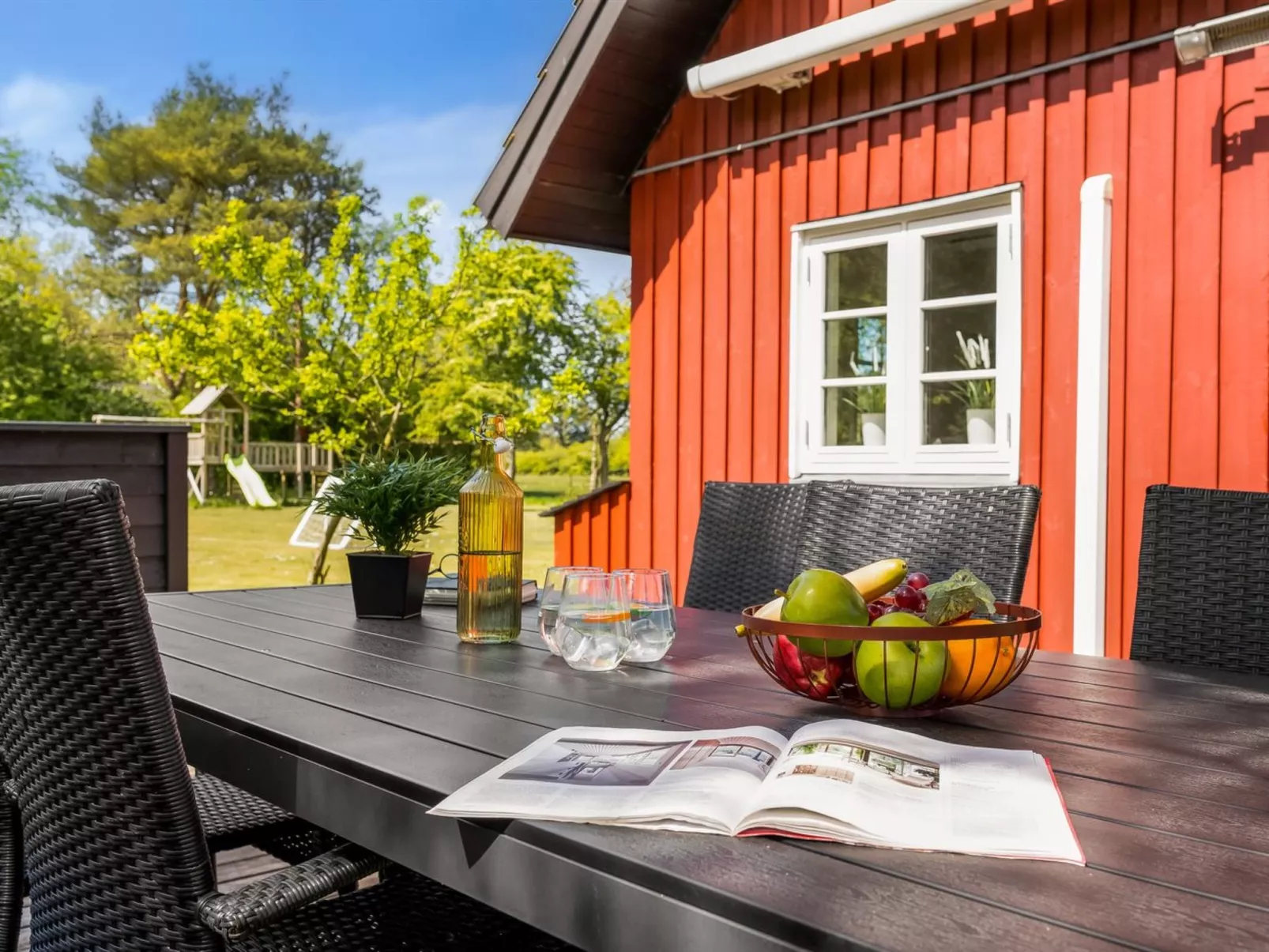 "Soile" - 12km from the sea-Buiten