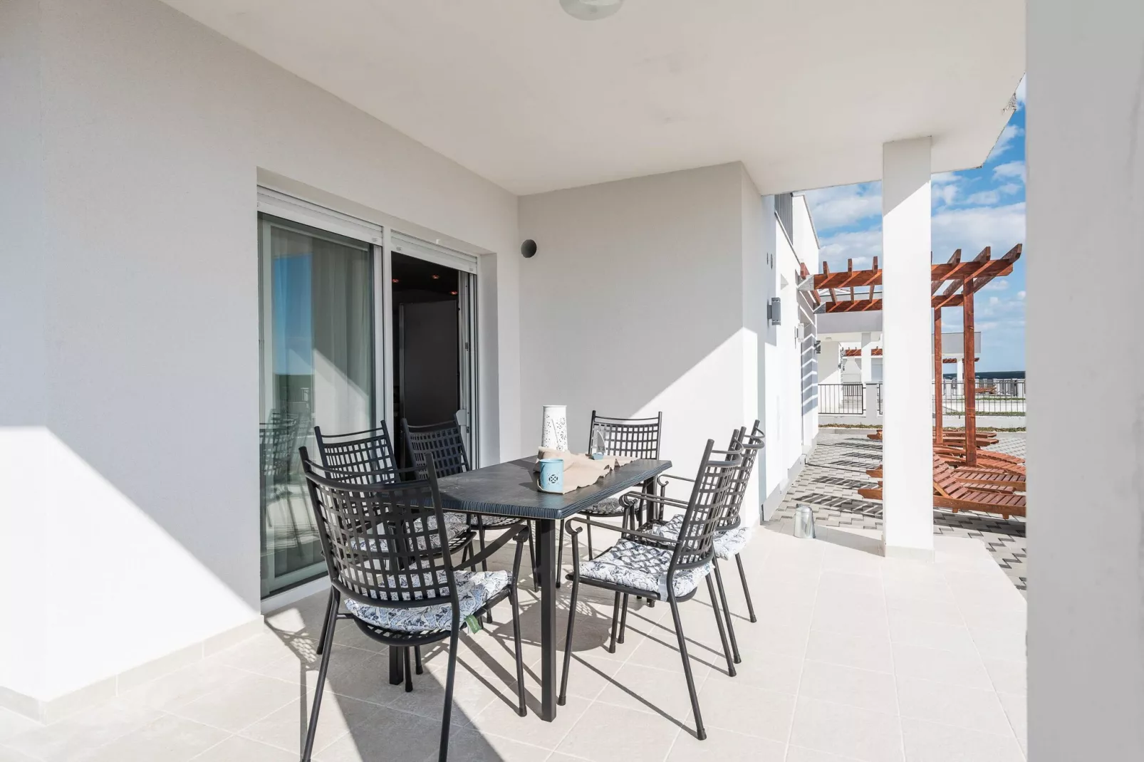 Luxury Escape with Swimming Pool & Modern Design -  Classic Four Bedroom Villa with Sea View and Private Pool ( Villa 3)-Terras