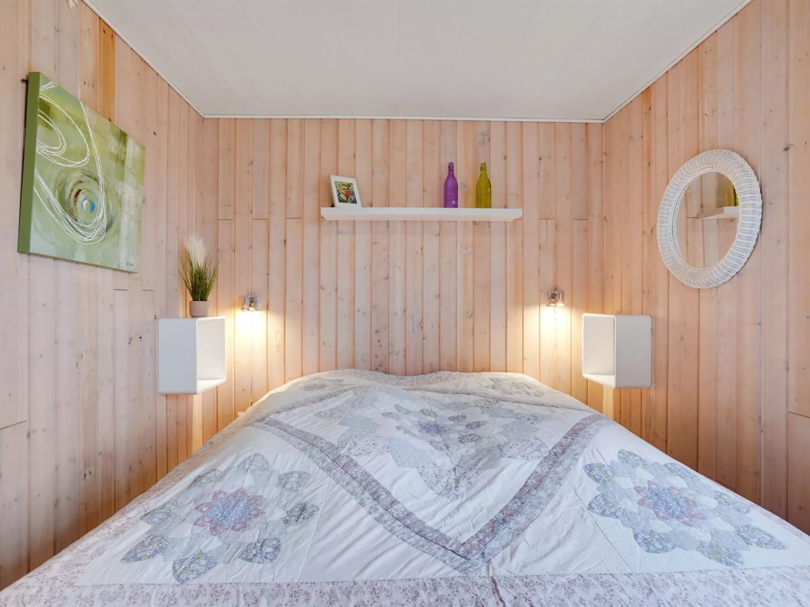 "Veetrikki" -  from the sea-Binnen