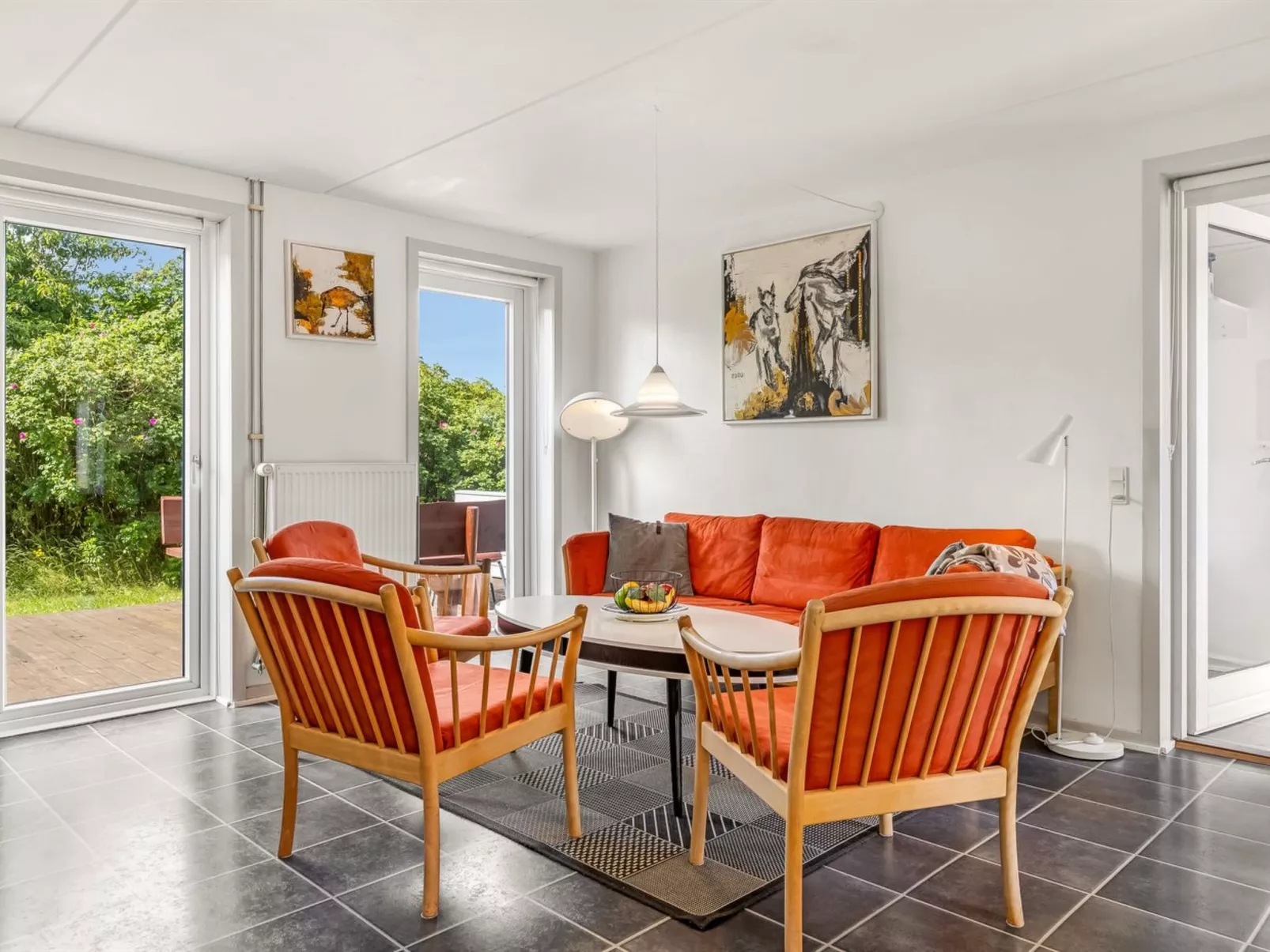 "Edly" - 2.3km from the sea-Binnen