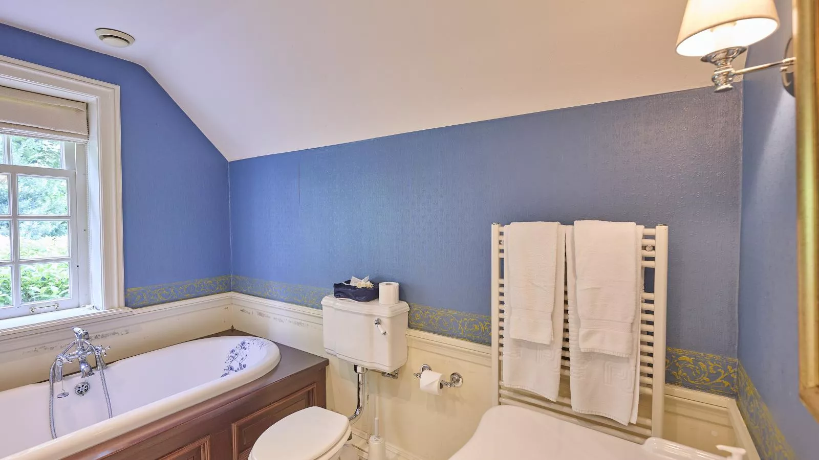 Erve Het Klaashuis-Badkamer