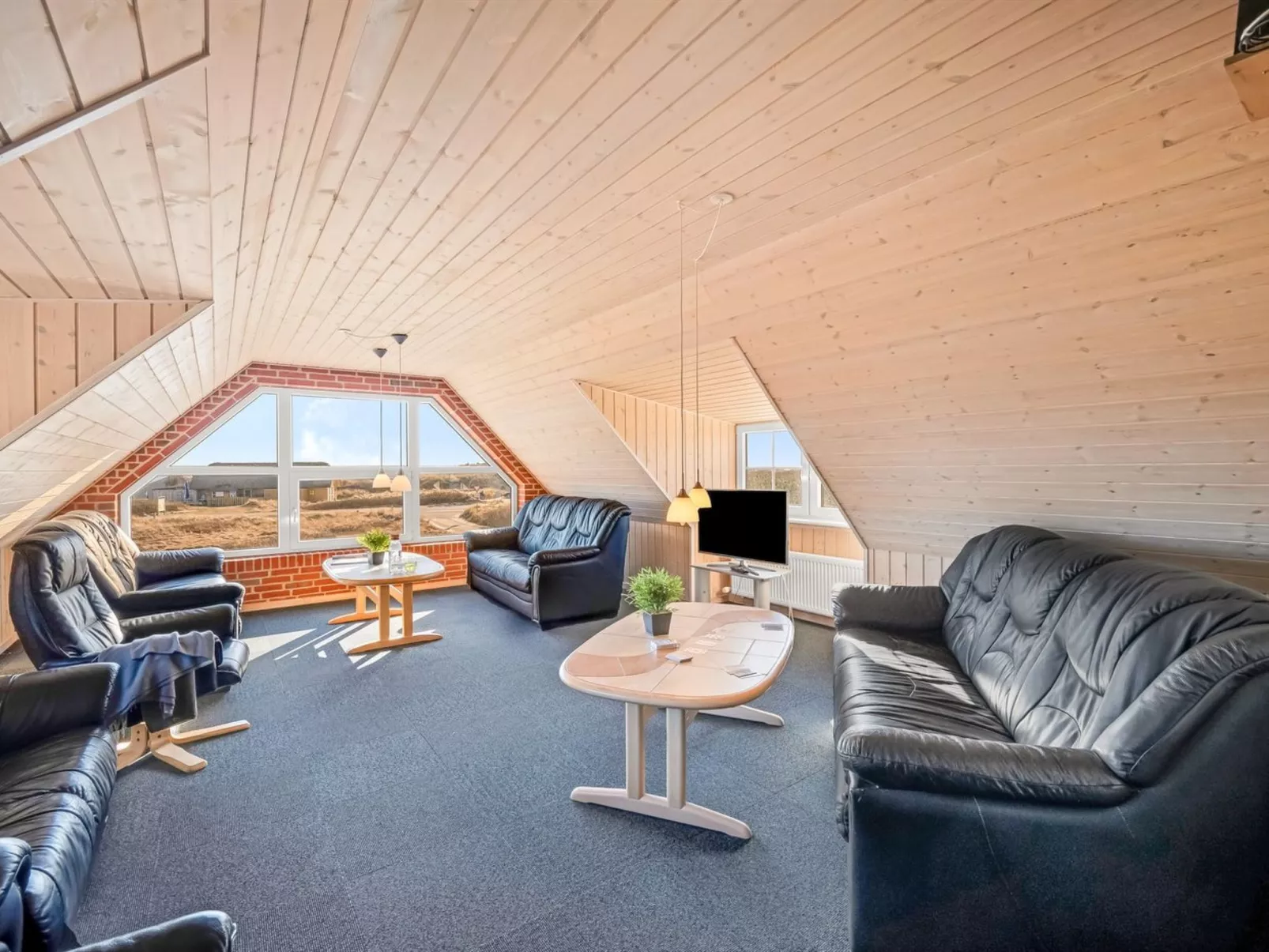 "Gytha" - 75m from the sea-Binnen