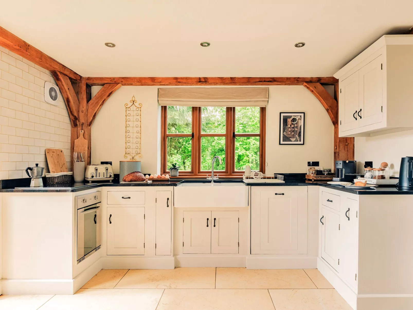 Windfall Cottage-Binnen